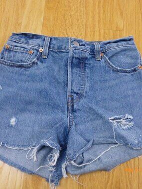 Levi’s Wedgie Shorts Medium Wash Button Fly Size 26 Raw Hem